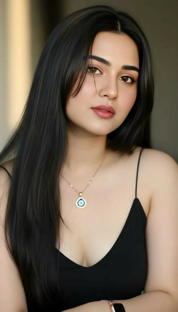 VIP Karachi Escorts Staff 24
